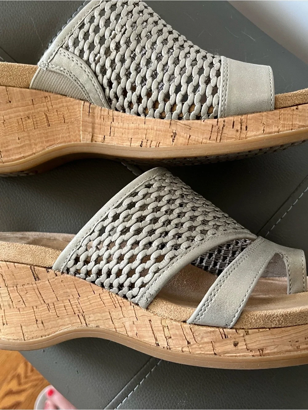 BareTraps slip woven